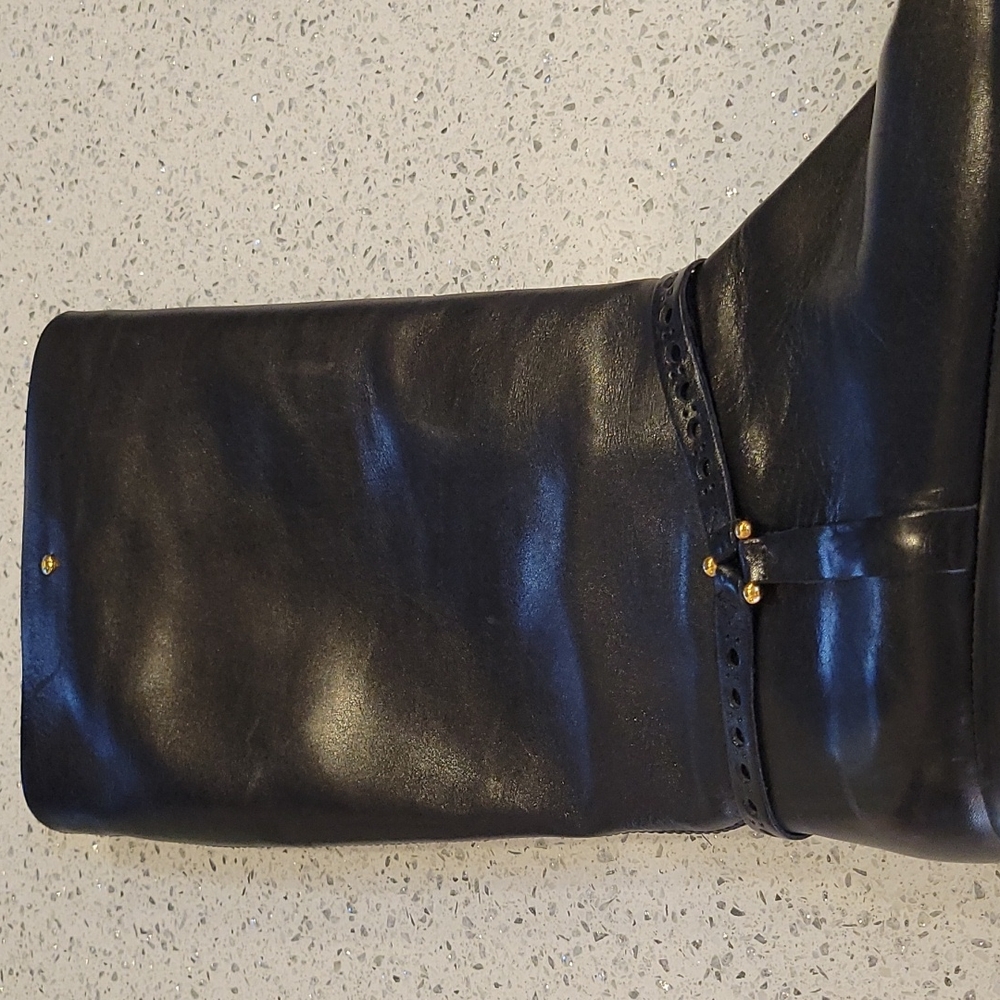 NEVER WORN ETIENNE AIGNER TALL EQUESTRIAN RIDING LEATHER BOOTS. - Picture 12 of 15